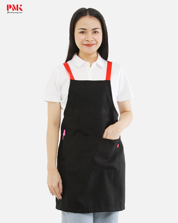 ผ้ากันเปื้อน Nylon Apron สีดำสายแดง