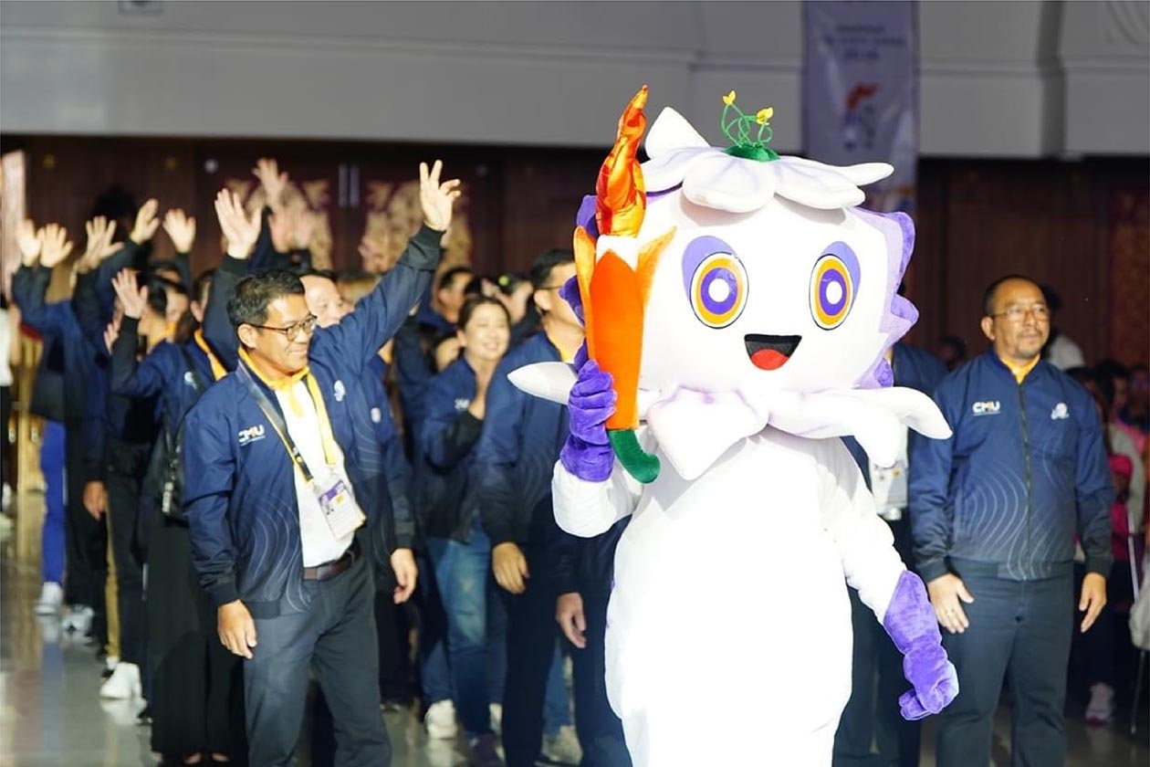 250227-10-Web หน้าเสื้อแจ็คเก็