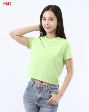 เสื้อยืด Crop สีเขียว