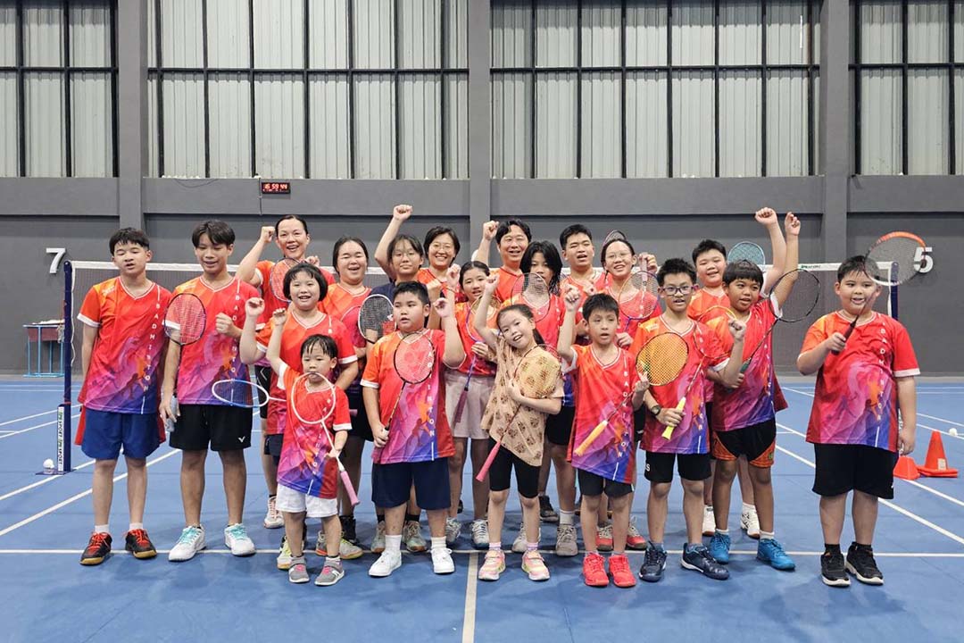 PMK Review Badminton-01